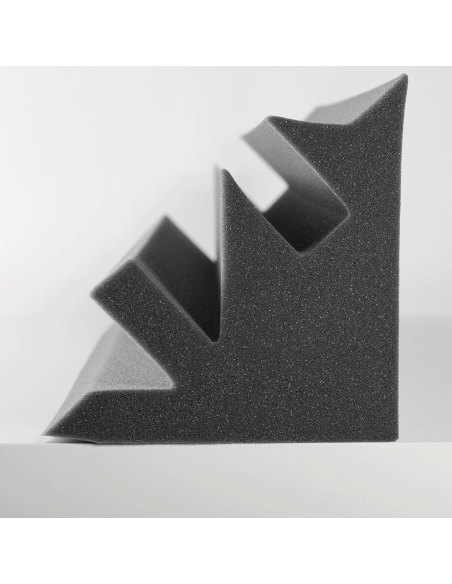 copy of BASS TRAPPS PIRAMIDE